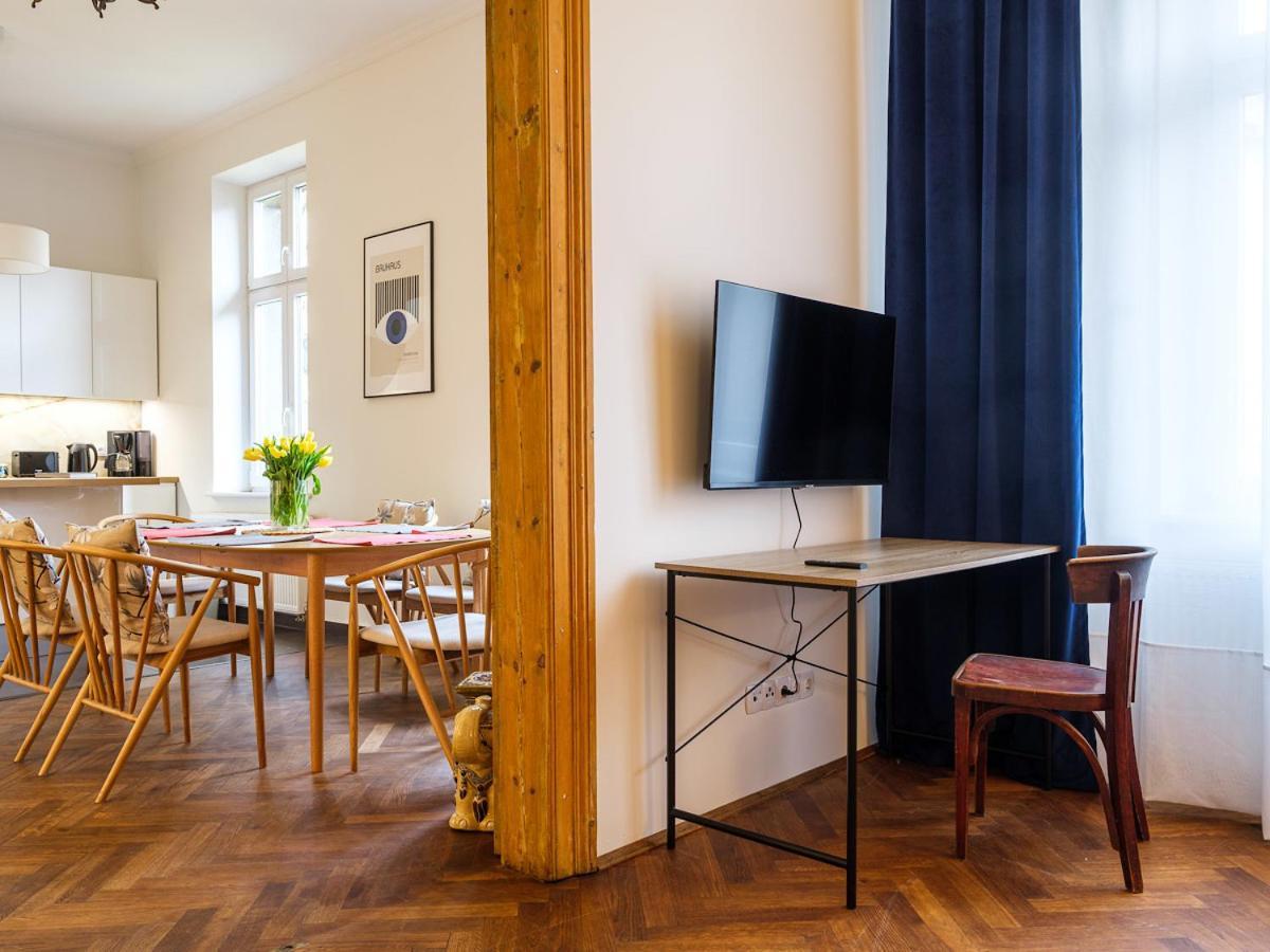 Central Apartments By Tyzenhauz Krakow Bagian luar foto